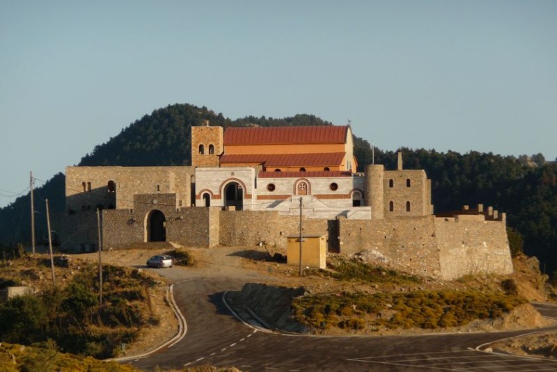 Παναγία Γιάτρισσα: Το ιστορικό μοναστήρι της Πελοπόννησου που ενώνει τη Λακωνική με την Μεσσηνιακή Μάνη