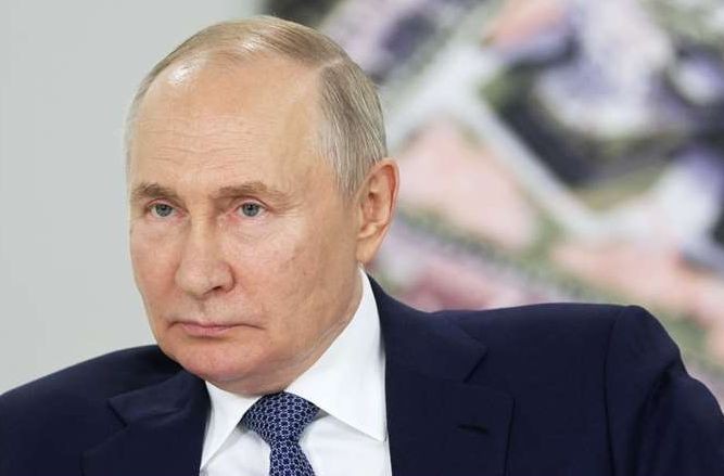 Βλαντιμίρ Πούτιν: Ορίστηκε πρόεδρος