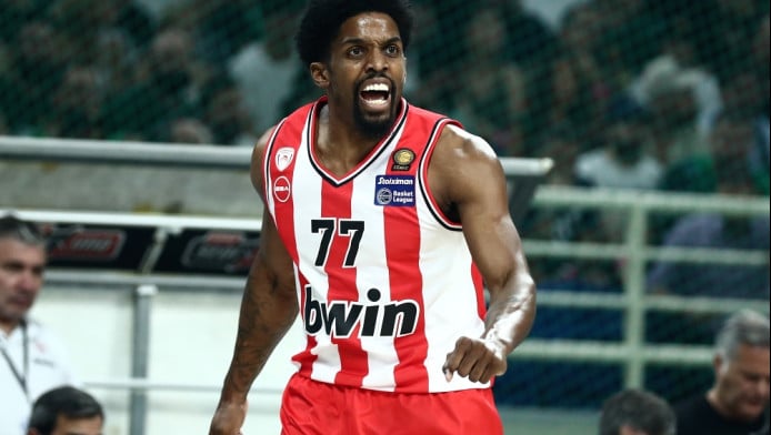 ΜακΚίσικ στο Sportdog: Μιλάω κάθε μέρα με Βεζένκοφ - Λίγη τύχη του χρόνου!