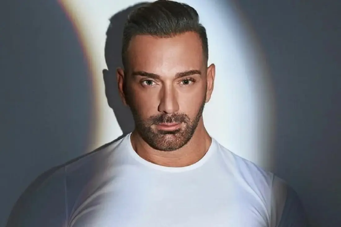 width=1100