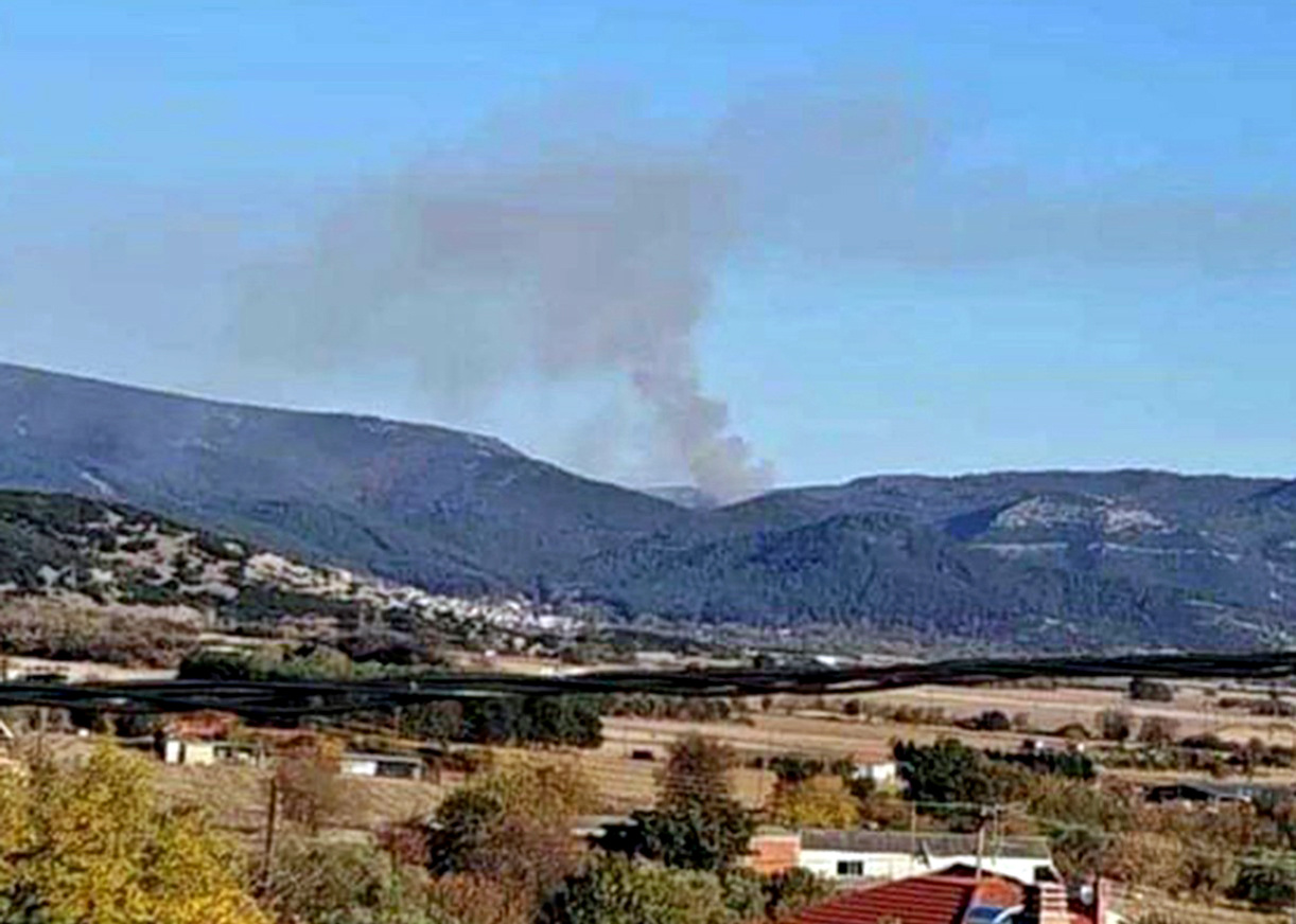 width=1222