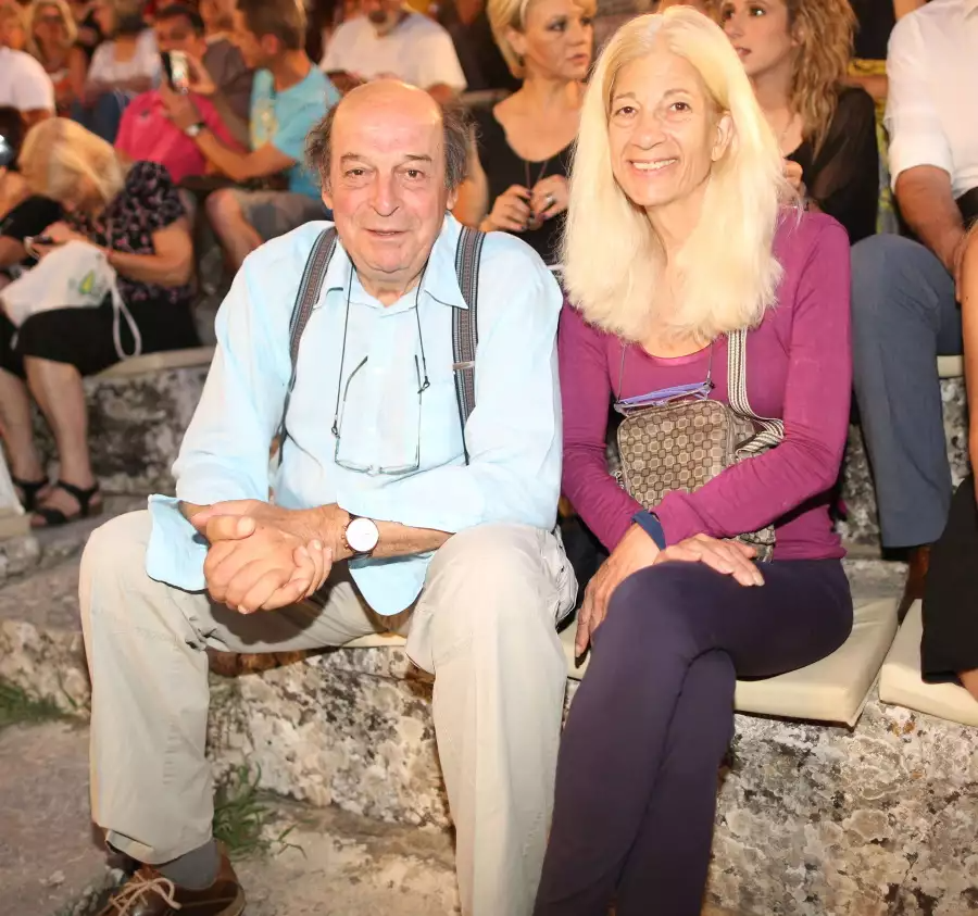Μανούσος