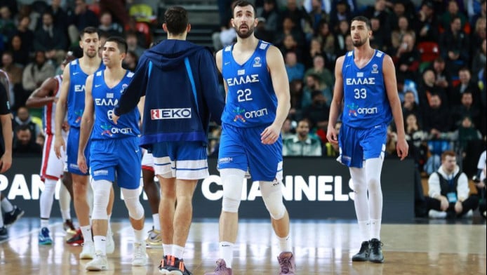 Κατέρρευσε