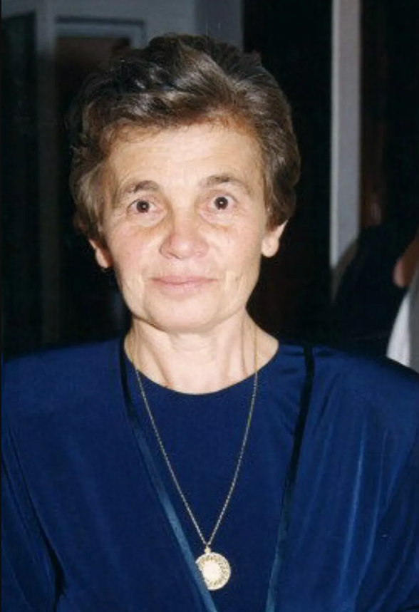 width=588