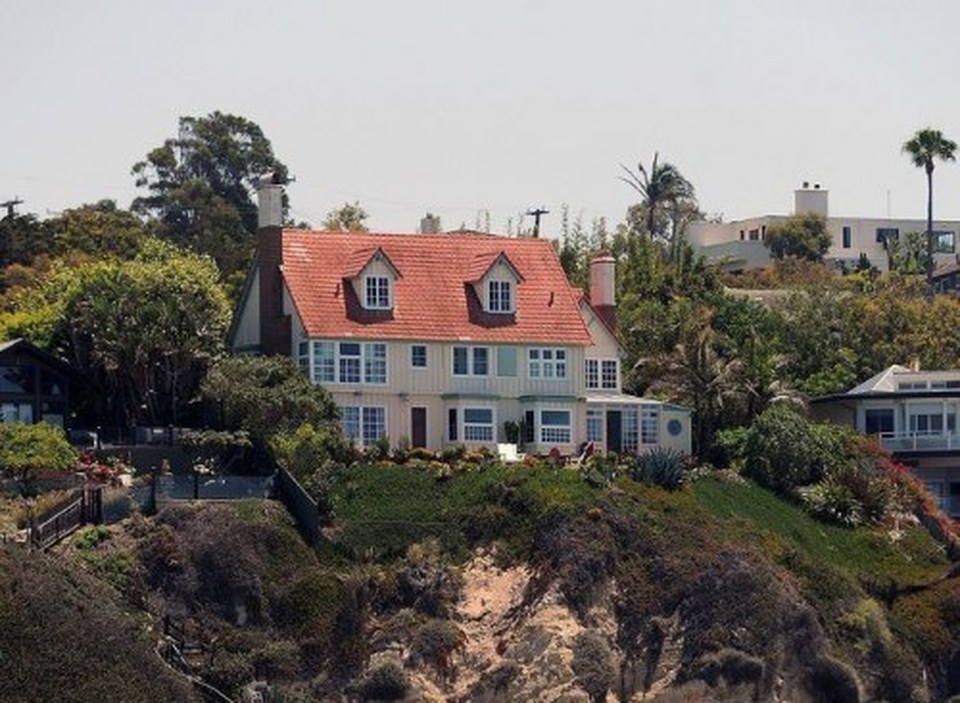 width=640