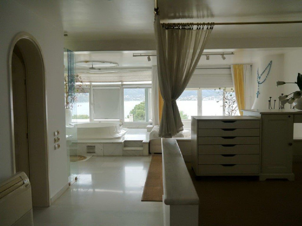 width=1280
