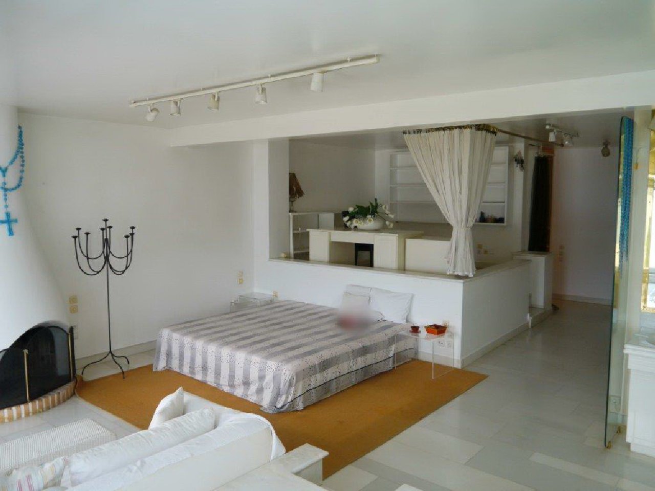 width=1280