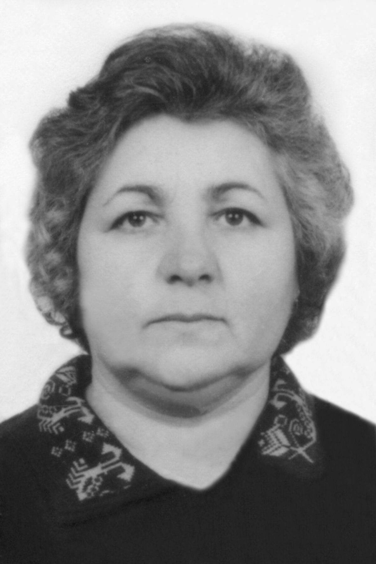 width=1200