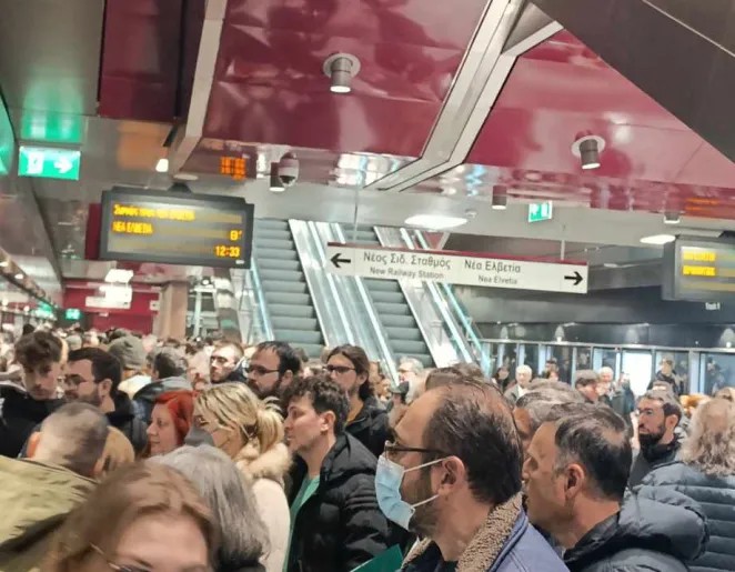 width=662