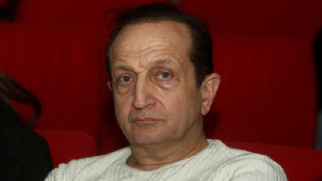 Σπύρος