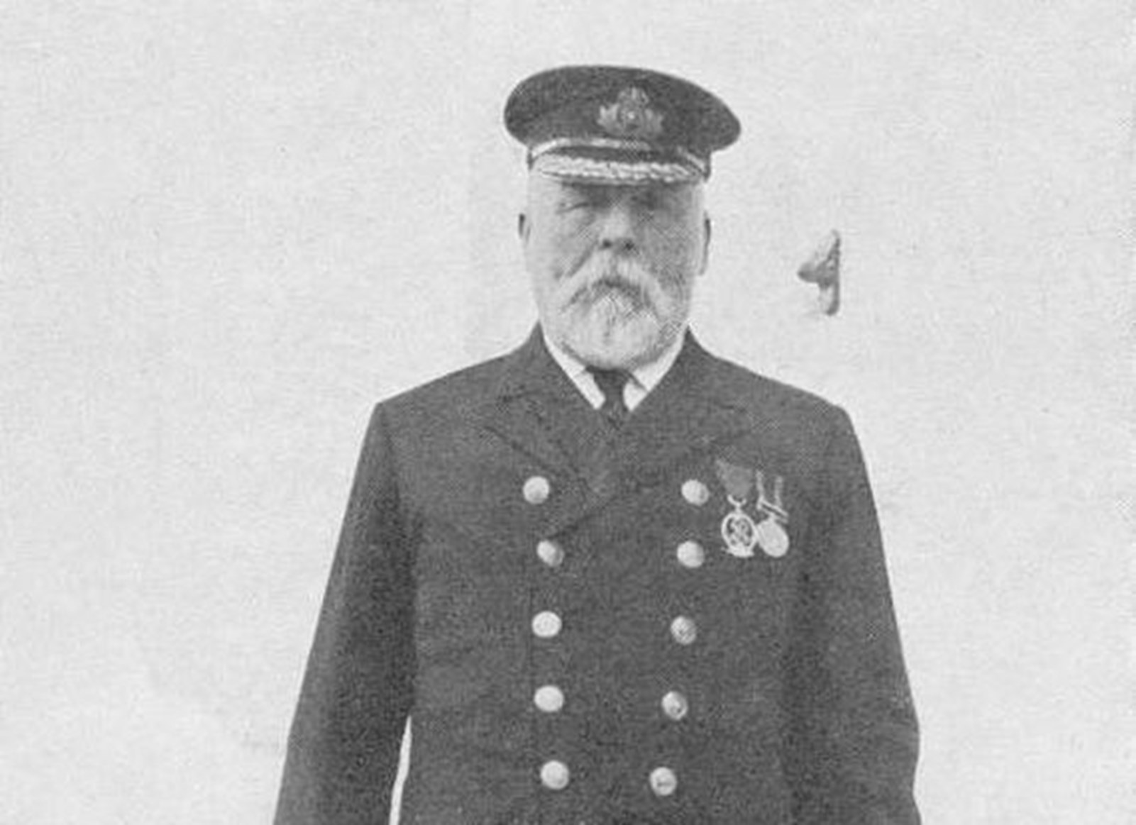 width=1601