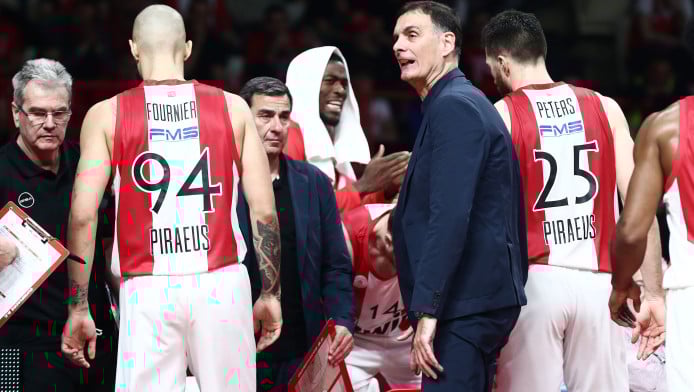 Επέμενε...