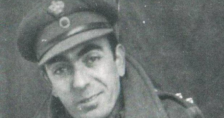 Διονύσης