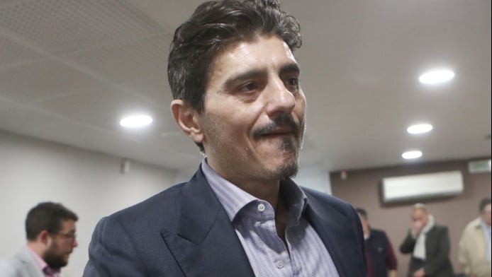 Απάντησε
