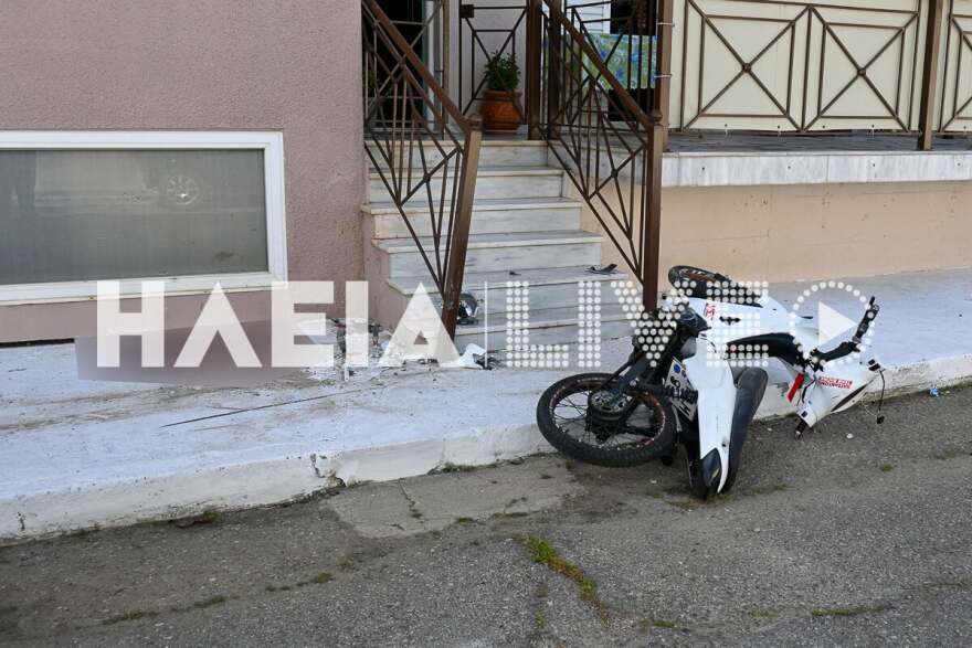 Οικογενειακή τραγωδία πίσω από το θανατηφόρο τροχαίο του 27χρονου στην Ηλεία - Είχε βρεθεί νεκρή και η αδερφή του 1 Τραγωδία ανήμερα το Πάσχα στην Ηλεία: Νεκρός 27χρονος οδηγός μηχανής