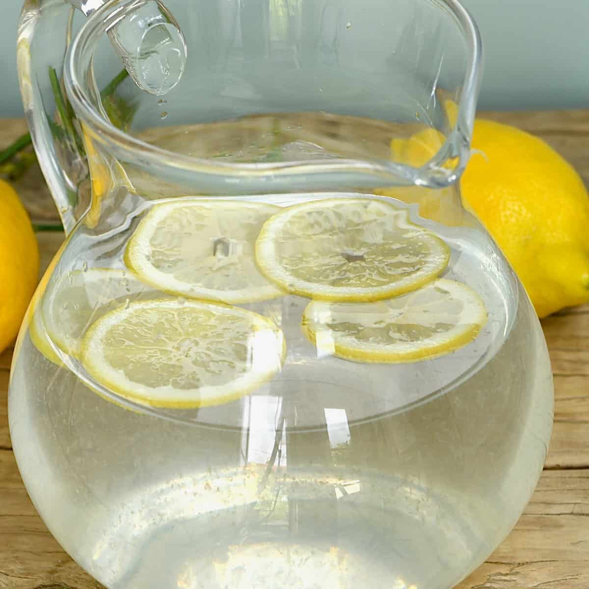 lemon water square