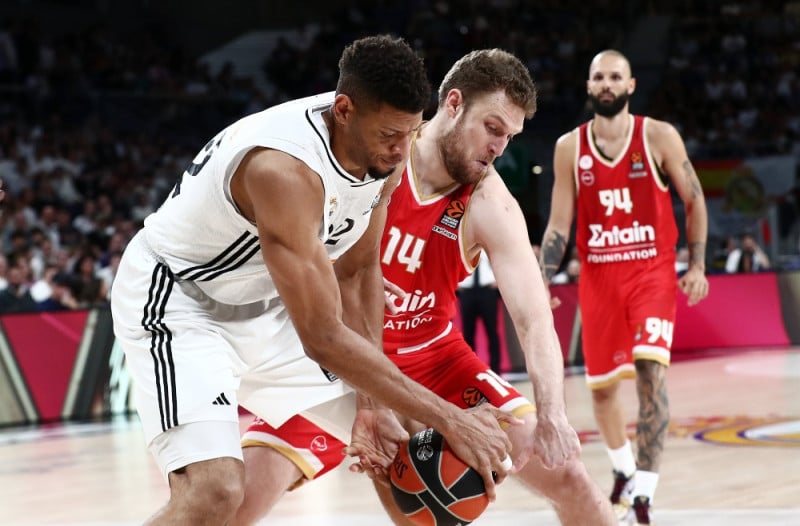 Μπαφές: "Αρχιτέκτονες και ταπεινοί οι Αγγελόπουλοι" - Αποκάλυψη και για ΣΕΦ