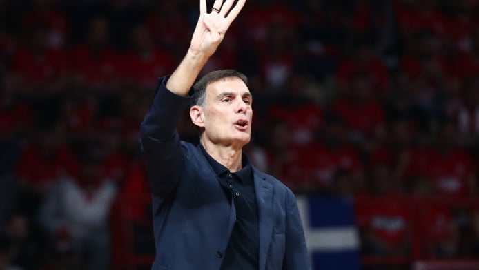 Απόφαση Μπαρτζώκα: Οι 4 "φευγάτοι" παίκτες από τον Ολυμπιακό!
