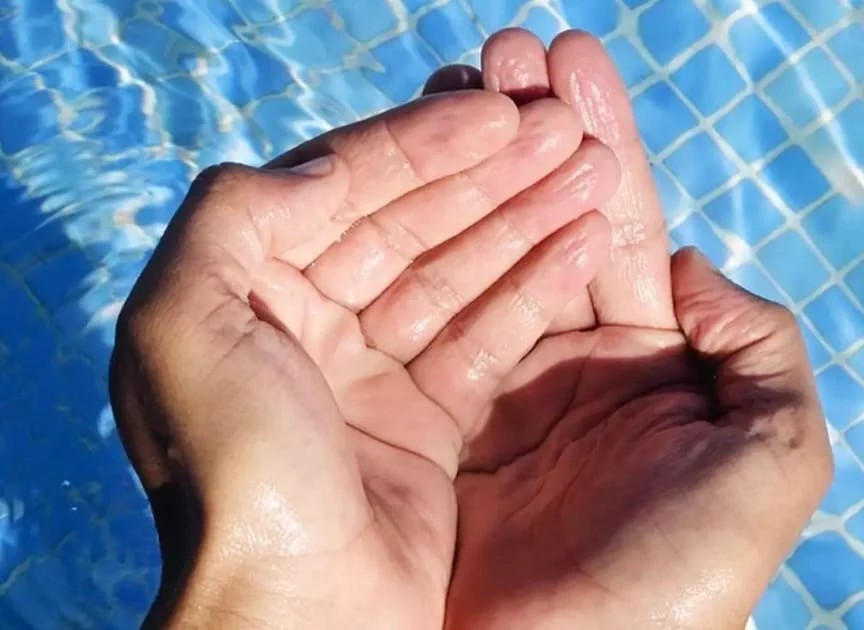 width=864