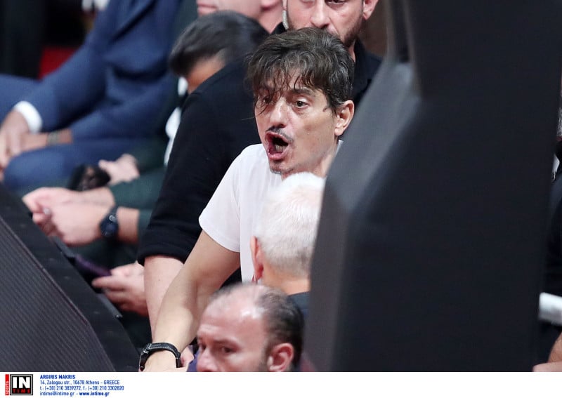 "Εμετικά υβριστικά κατά της κόρης του Δ. Γιαννακόπουλου"!