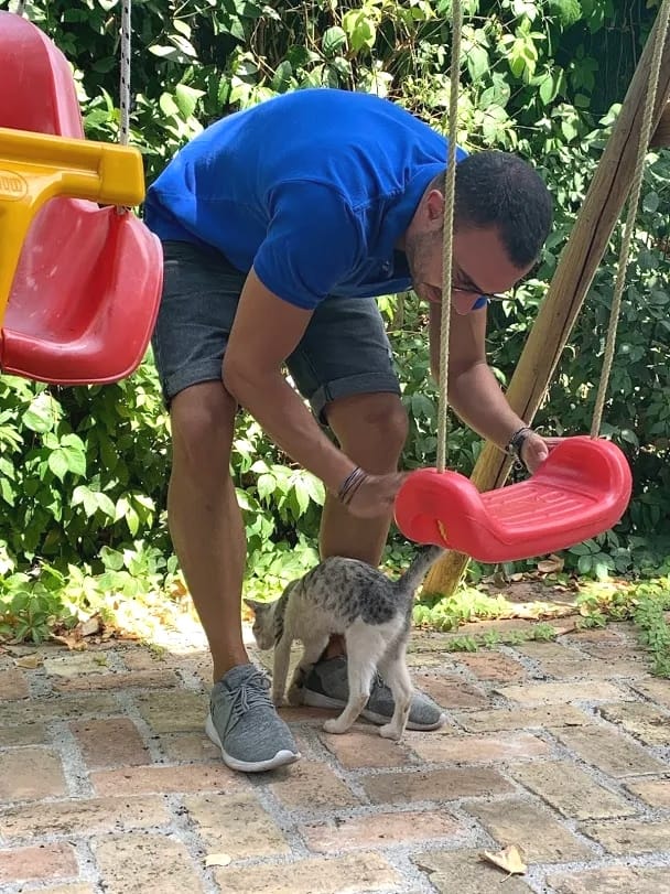 Θλίψη στον δημοσιογραφικό κόσμο: Έφυγε από τη ζωή ένας υπέροχος άνθρωπος που είχε αφιερώσει τη ζωή του στα αδέσποτα 3 475755791 10234275519019725 8690530044950200478 n 1