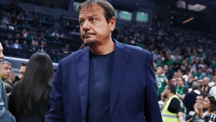 "Πυρά" Αταμάν κατά Φουρνιέ: "Συγχαρητήρια σε όλους εκτός από έναν..."