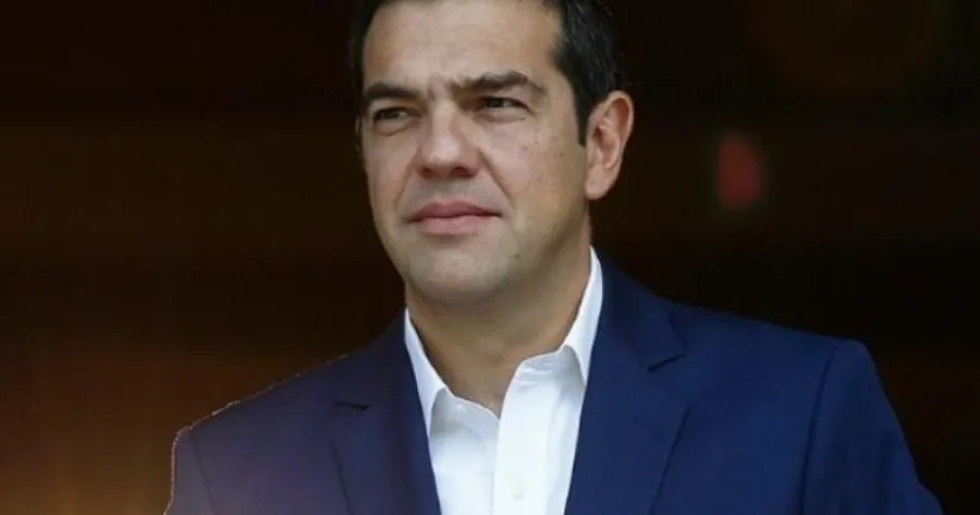 width=900