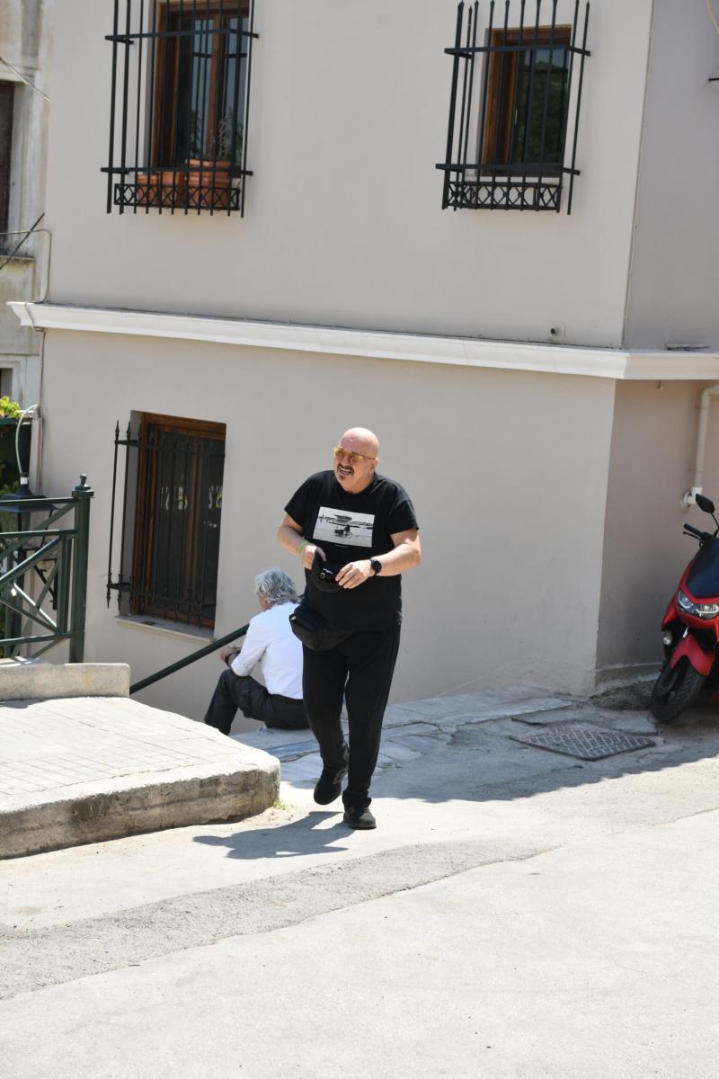 Γεράσιμος Μιχελής: Σε κλίμα συγκίνησης η κηδεία του - Ποιοι έδωσαν το παρών στο τελευταίο αντίο 19 michelis khdeia 4 1 scaled