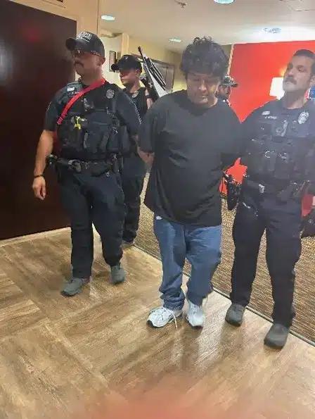 ΤΟΝ ΕΠΙΑΣΑΝ: Η στιγμή που άνδρας με σχιζοφρένεια αρπάζει το 3χρονο κοριτσάκι 2 11700 block fair oaks shopping 109031335 1