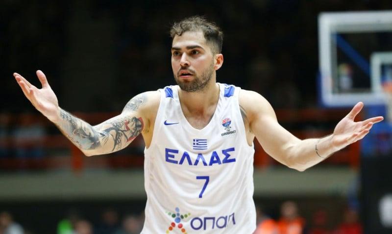 O Bασίλης Τολιόπουλος