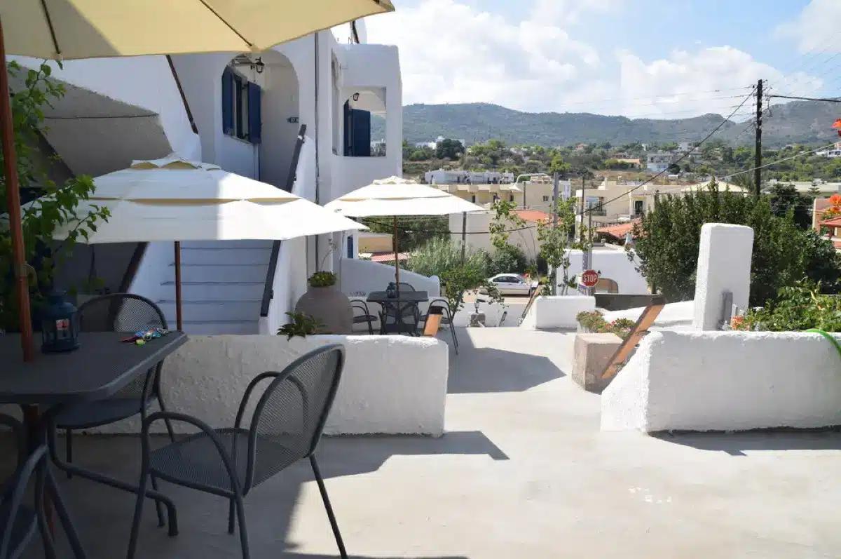 gkletsos hotel ephie.jpg