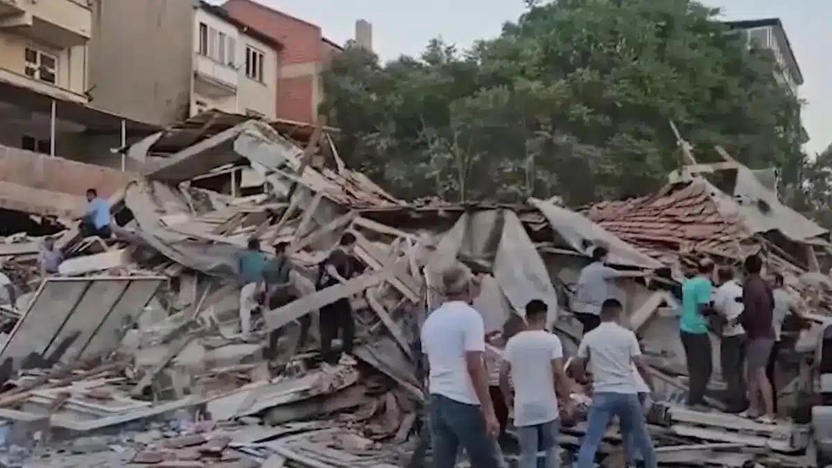 seismos tourkia balikesir.jpg