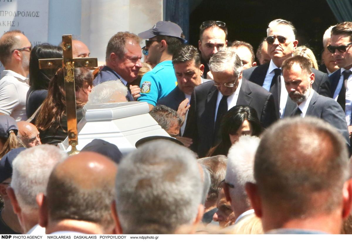 Ακούστε το τελευταίο αντίο του Αντώνη Σαμαρά στην κόρη του: «Ευχαριστώ τον Θεό που μας έδωσε αυτό το δώρο έστω για 34 χρόνια» 10 3 14 scaled