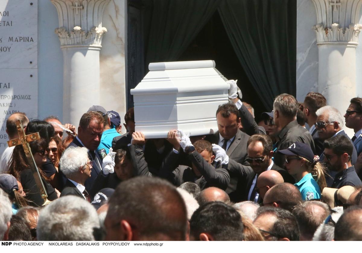 Ακούστε το τελευταίο αντίο του Αντώνη Σαμαρά στην κόρη του: «Ευχαριστώ τον Θεό που μας έδωσε αυτό το δώρο έστω για 34 χρόνια» 16 9 1 scaled
