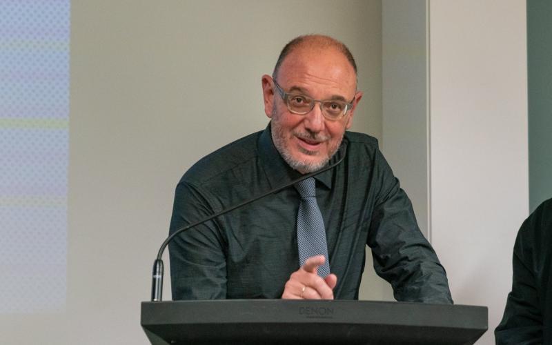 Πέθανε stamoulis