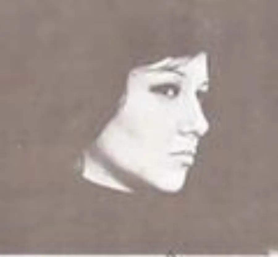 width=900