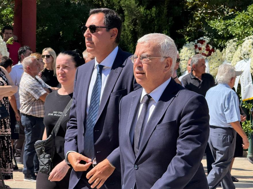 Θρήνος vesyropoylos-25