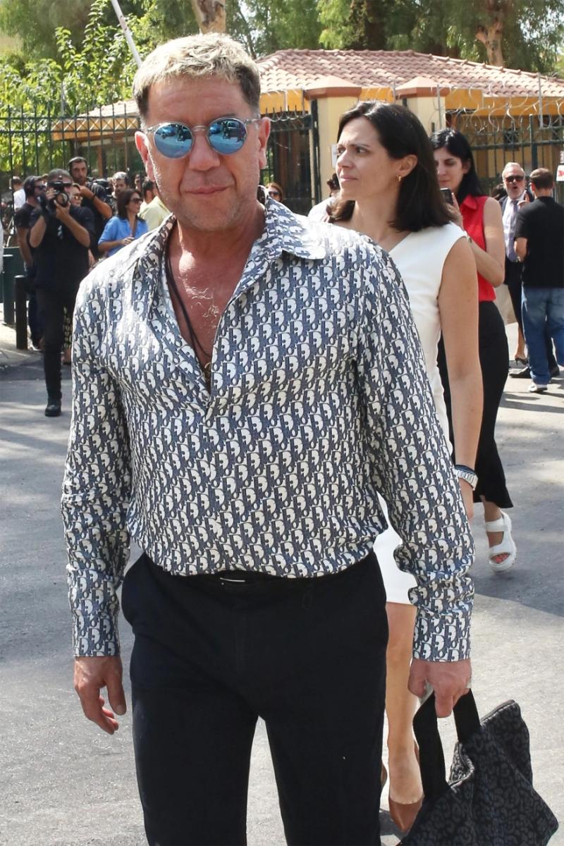 mazwnakis 1