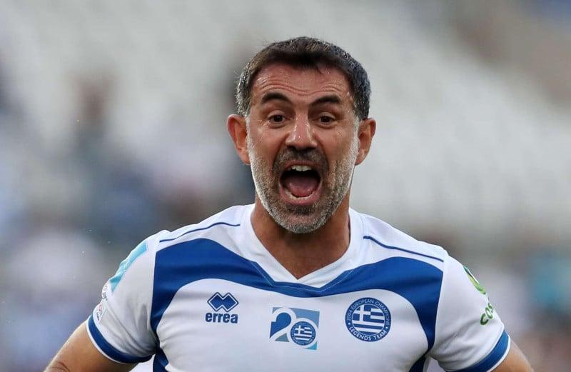Συζητά