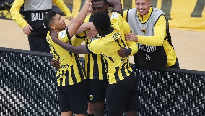 Προειδοποιεί