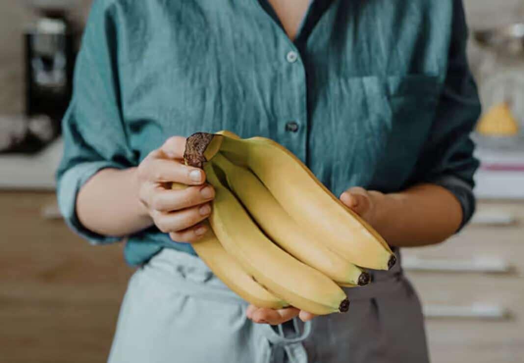 width=1068