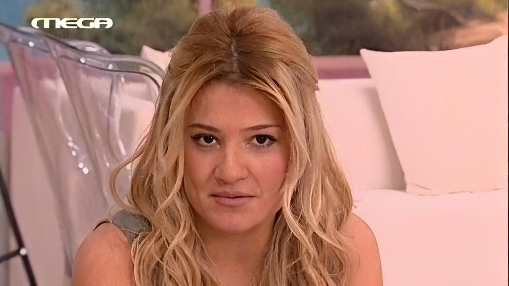 Πασίγνωστη Ελληνίδα μικρή, μελαχρινή και με αφέλειες - Σήμερα είναι μια από τις πιο εντυπωσιακές και επιτυχημένες γυναίκες στην Ελλάδα 2 444 6