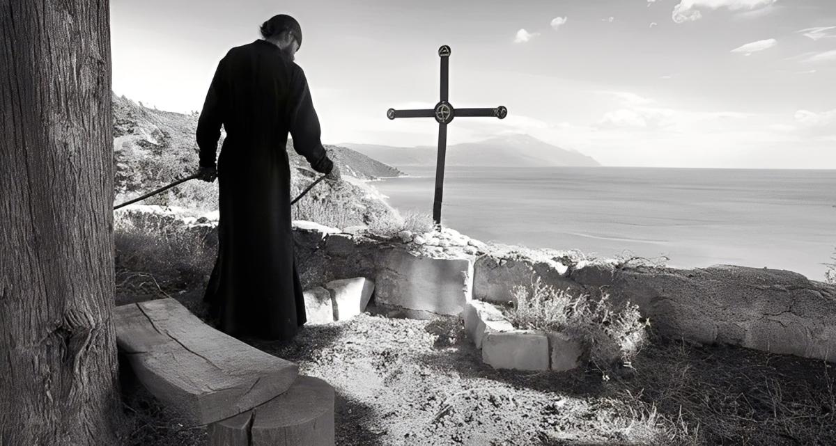 Η πιο ισχυρή προσευχή του Αγίου Όρους: Αν την λες κάθε πρωί, δεν πλησιάζει τίποτα κακό, λένε οι Άγιοι πατέρες 1 333