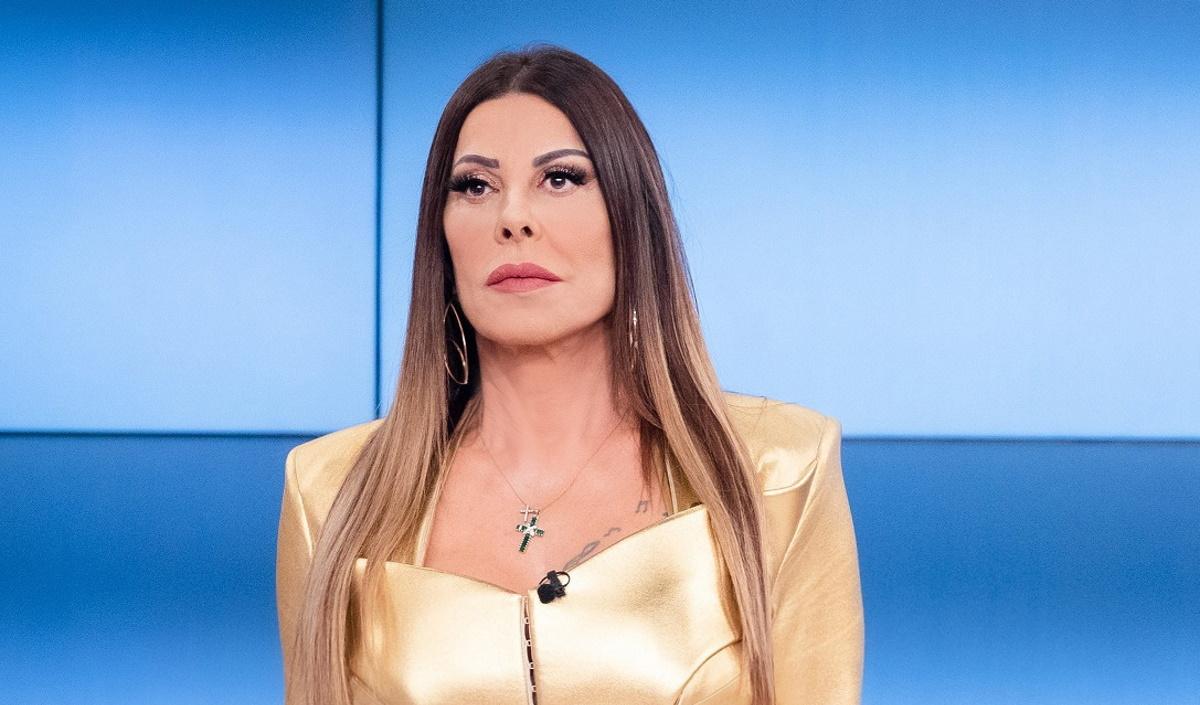 Έξαλλη η Άντζελα Δημητρίου