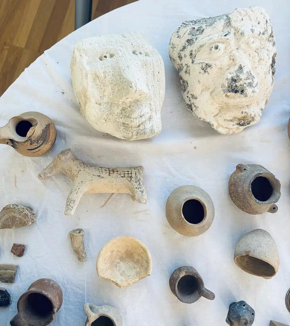 Φρίκη στην Aθήνα: Βρέθηκε ανθρώπινο έμβρυο μέσα σε γυάλινο μπουκάλι 5 daoe3
