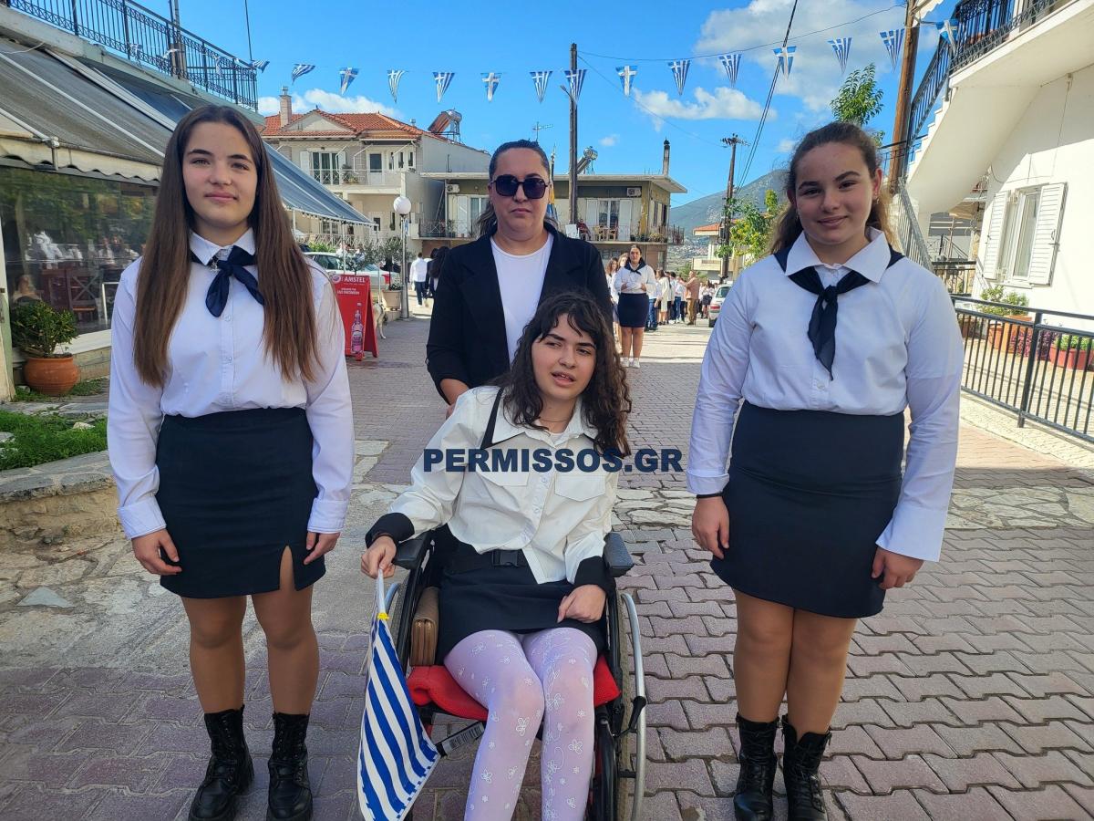 Συγκινητική στιγμή – Η πρώτη παρέλαση της μικρής Αλεξίας μετά τον τραυματισμό της από αδέσποτη σφαίρα 3 571143881 1295103092630576 8895739043560376198 n