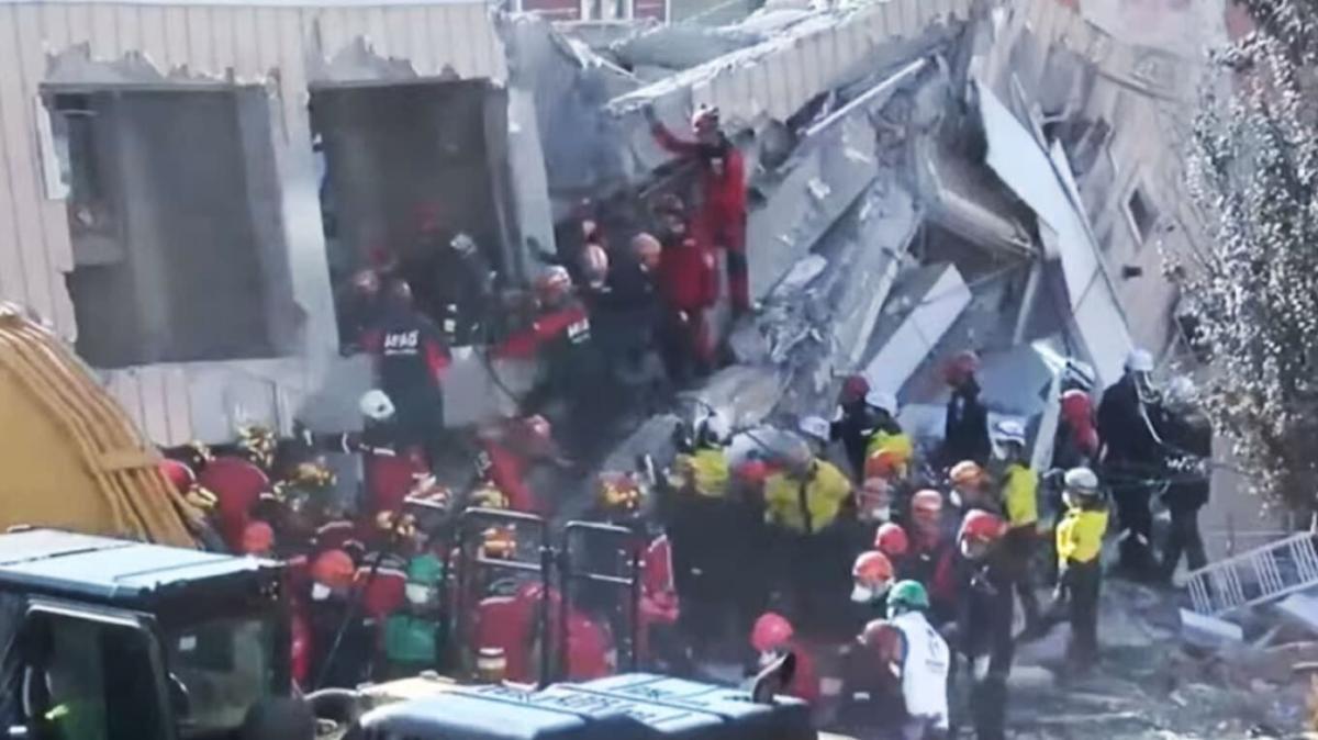 Τραγωδία: Έκλαιγαν… μέχρι οι αστυνομικοί – Νεκρά δύο αδελφάκια 12 και 14 χρονών 1 12 14 1360x764 1