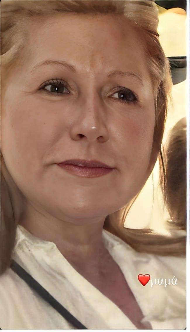 Σόνια Χριστοδούλου: Η καλλονή μάνα της Τζένης Μπαλατσινού είναι πιο ωραία κι από την κόρη της – Τεpάστια ομοιότητα 1 11 19