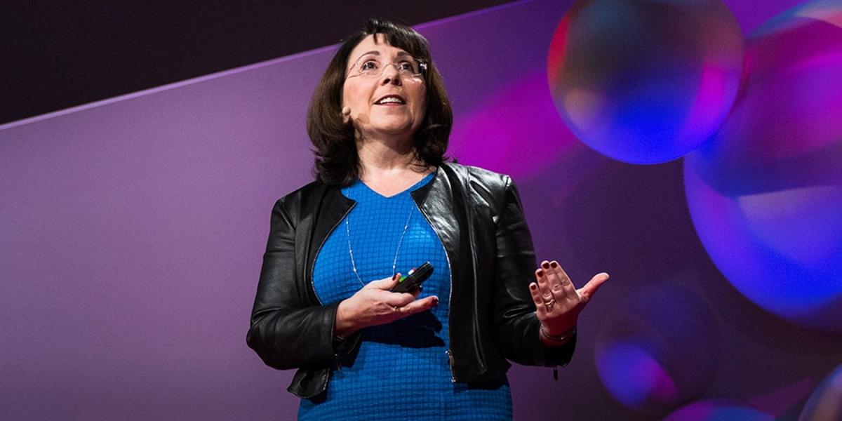 Ψυχολόγος του Χάρβαρντ: Τα 7 πράγματα που πρέπει να κάνουν οι γονείς για να μεγαλώσουν έξυπνα και ανθεκτικά παιδιά 1 lisafeldmanbarrett 2017s 1350x675 1