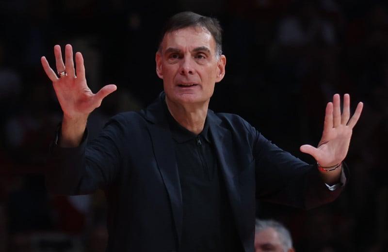 Ξέσπασμα Μπαρτζώκα για δημοσίευμα εναντίον του και τις απολύσεις προπονητών